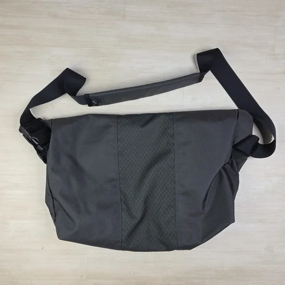 Timbuk2 Nylon Spin Ripstop Laptop Messenger Bag Medium Gray Orange - Picture 11 of 11